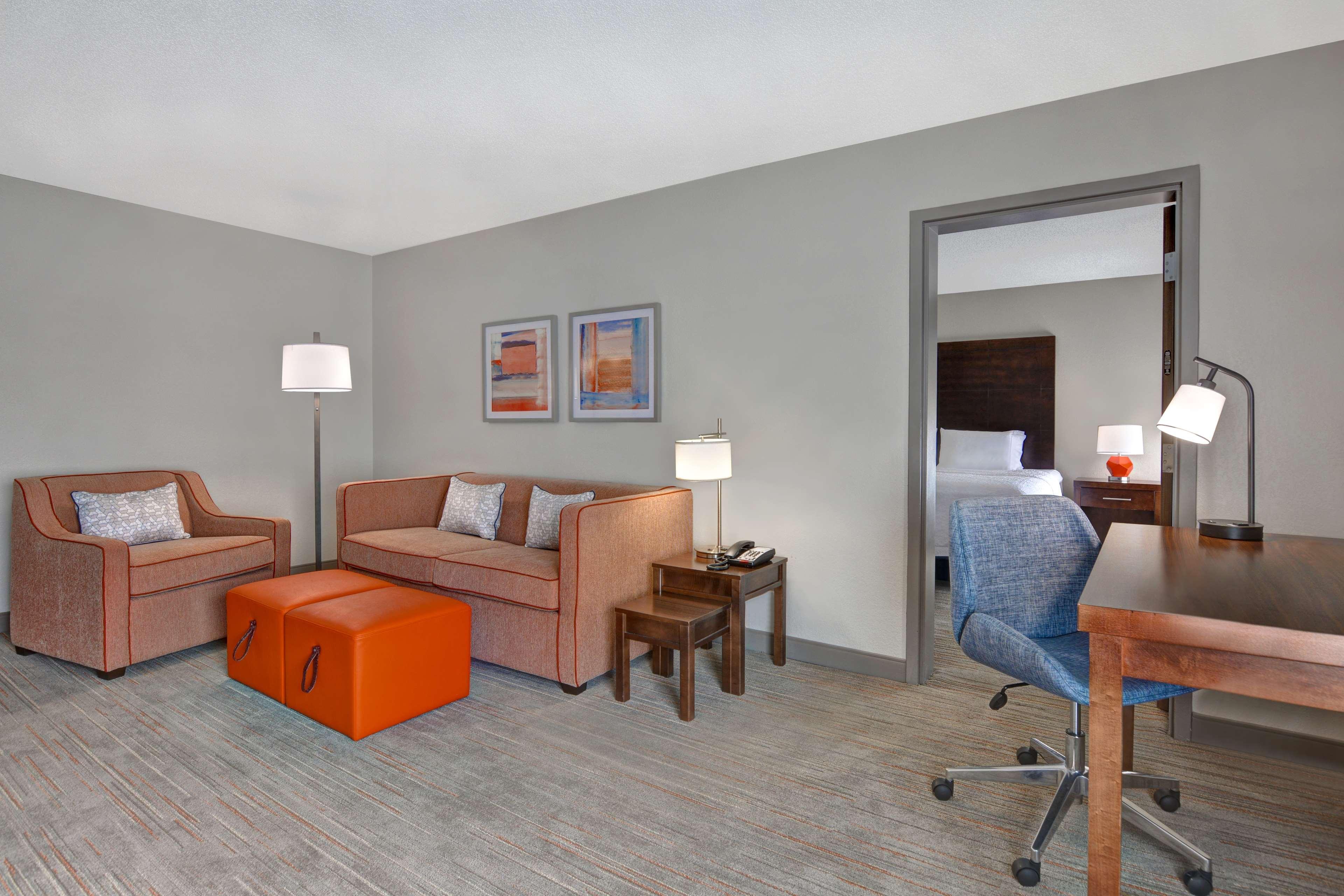 Hampton Inn Greenwood Buitenkant foto
