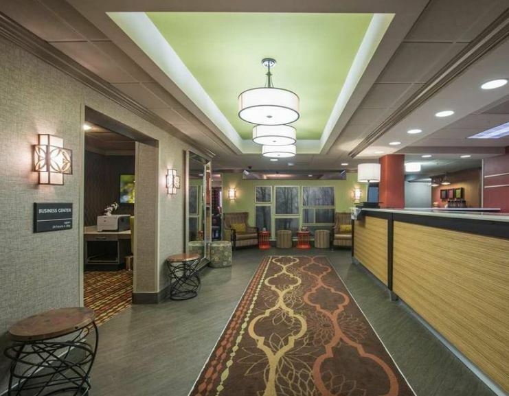 Hampton Inn Greenwood Buitenkant foto